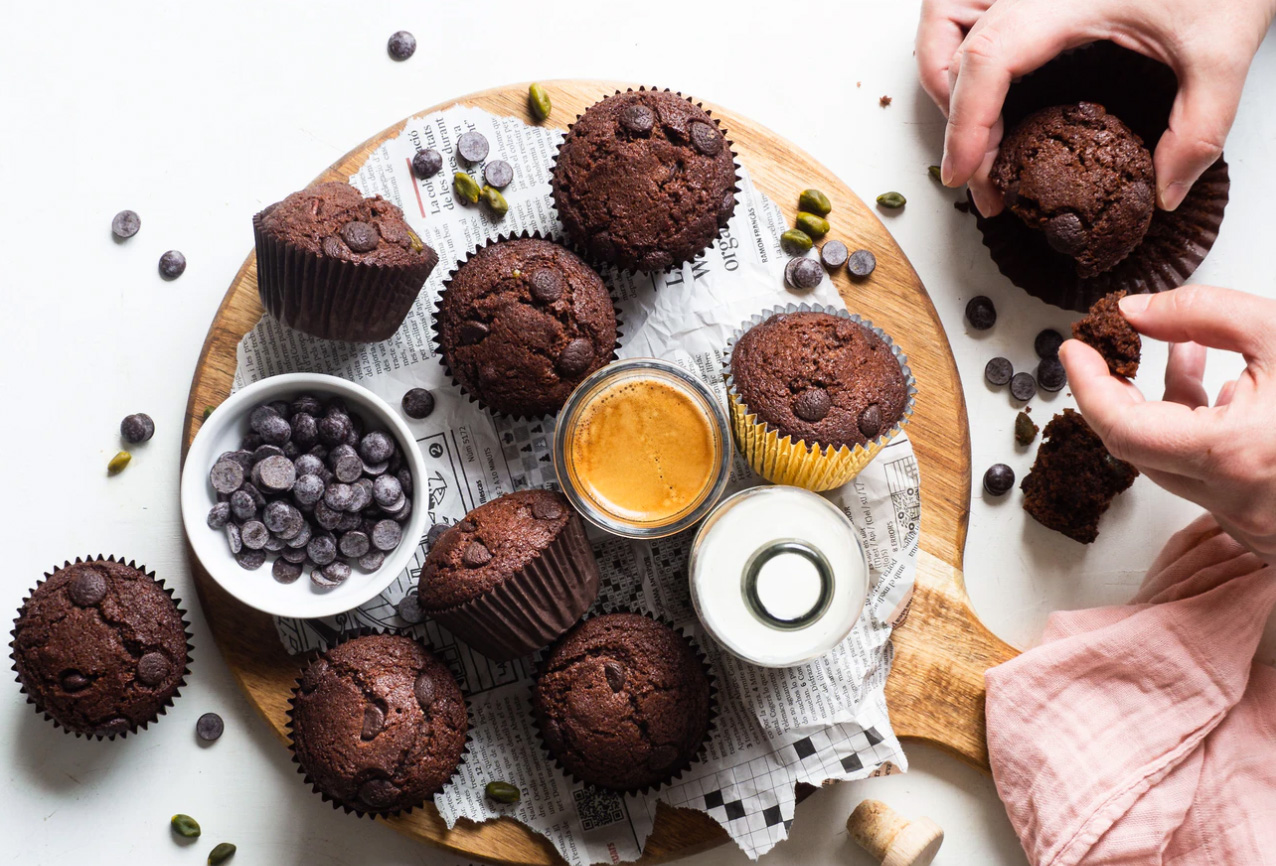 Chocolate chip muffins. Unsplash - Oriol Portell