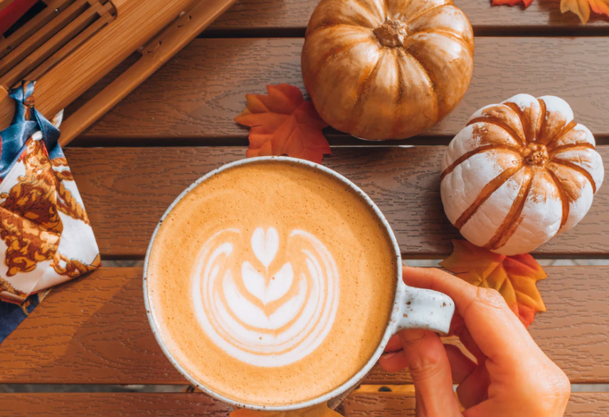 Halloween coffee and pumpkins 