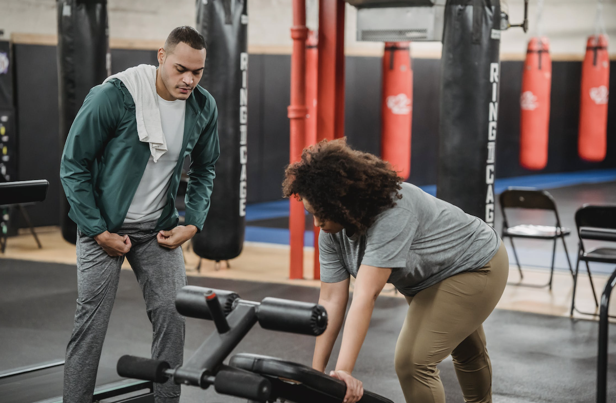 Coach coaching client. Image: Pexels - Julia Larson